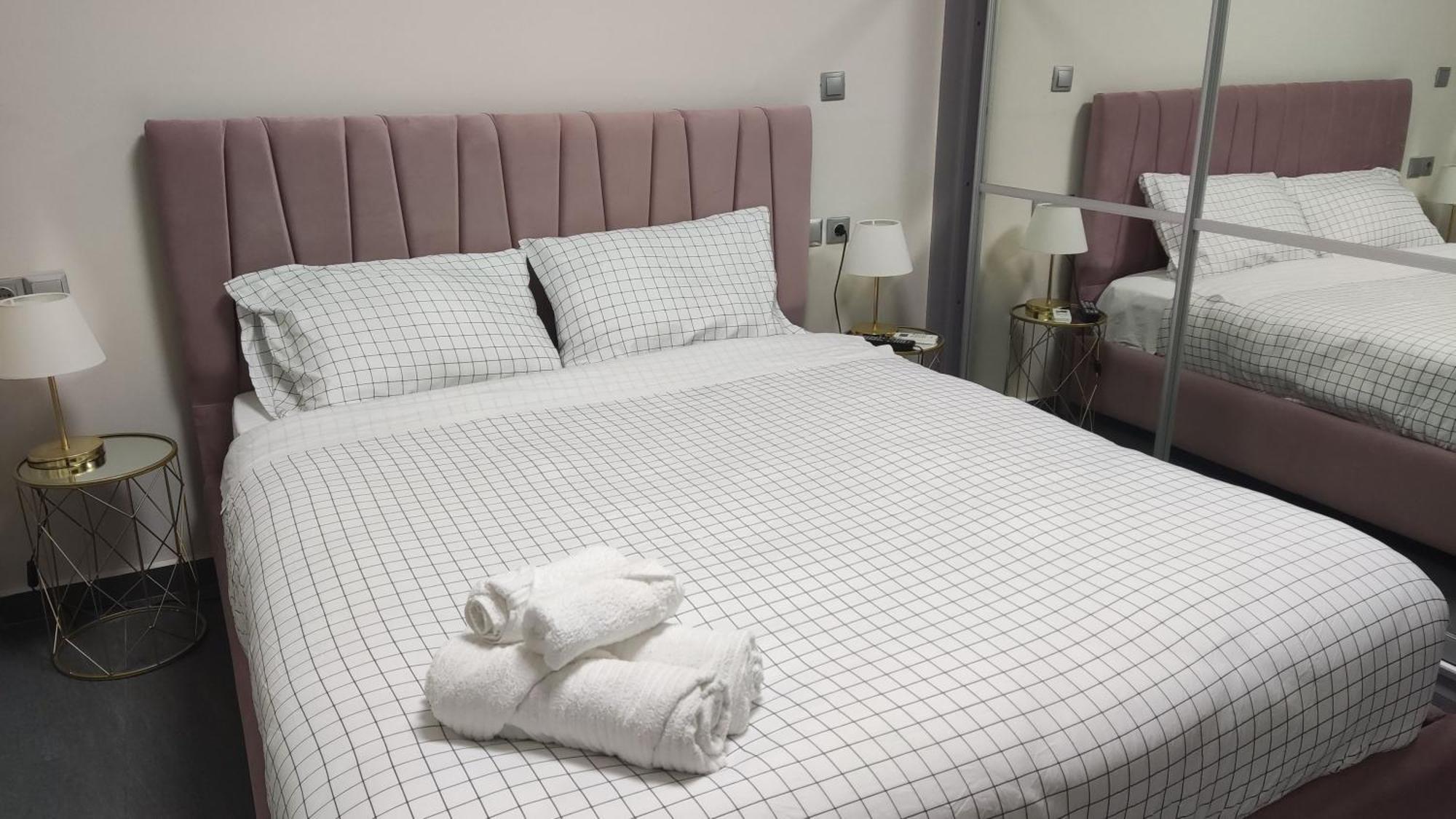 Ermou Downtown Suites By Athens Urban Retreat Екстер'єр фото